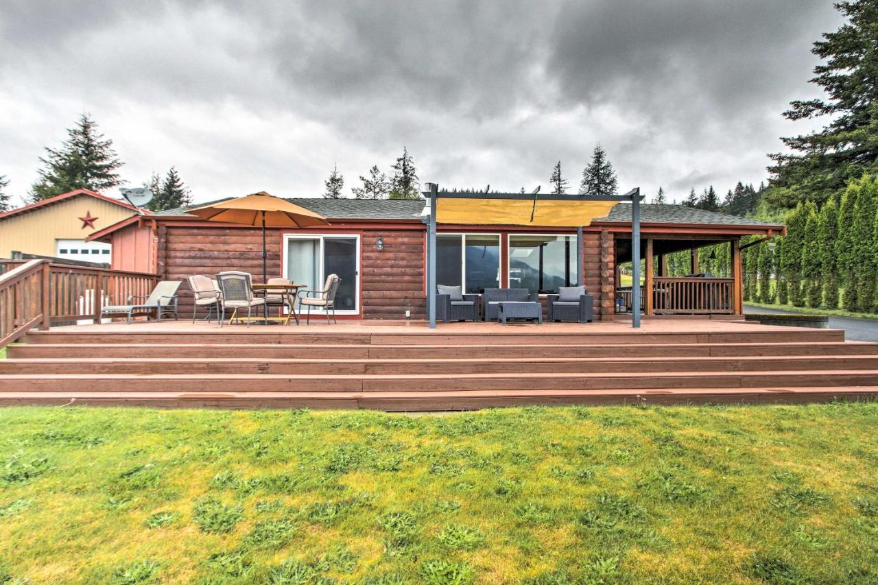 Lakefront Cabin With Stunning Mountain Views And Dock! Mineral Eksteriør billede