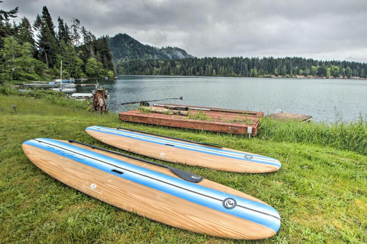 Lakefront Cabin With Stunning Mountain Views And Dock! Mineral Eksteriør billede